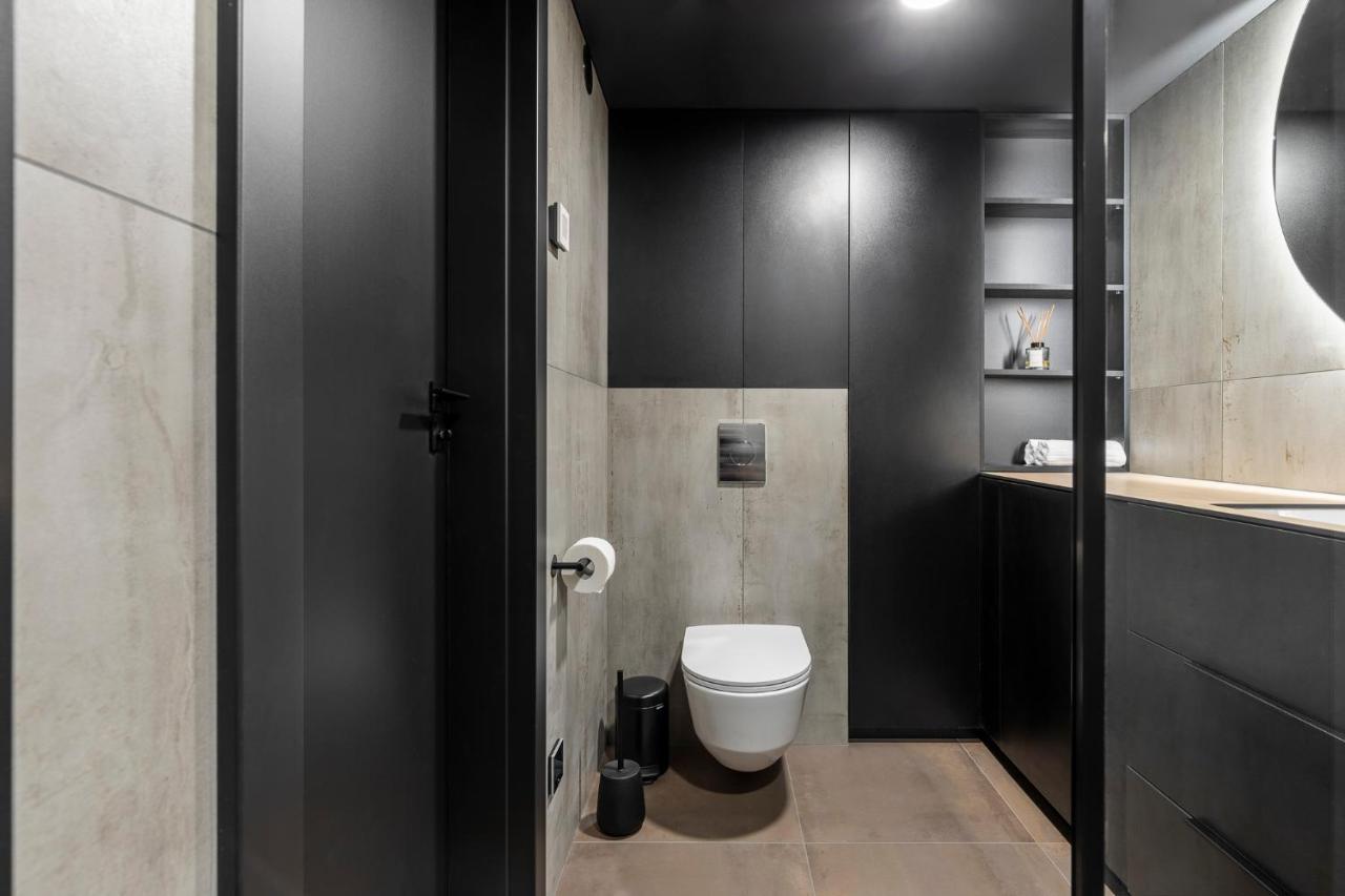Stylish Loft With Terrace Paupys, Old Town Apartment Вилнюс Екстериор снимка