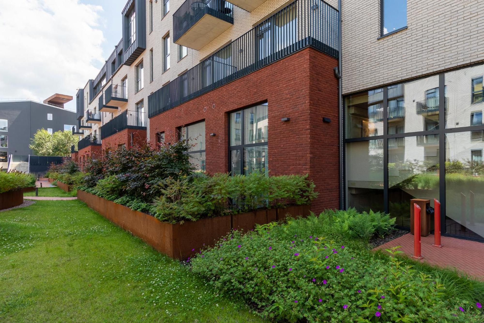 Stylish Loft With Terrace Paupys, Old Town Apartment Вилнюс Екстериор снимка